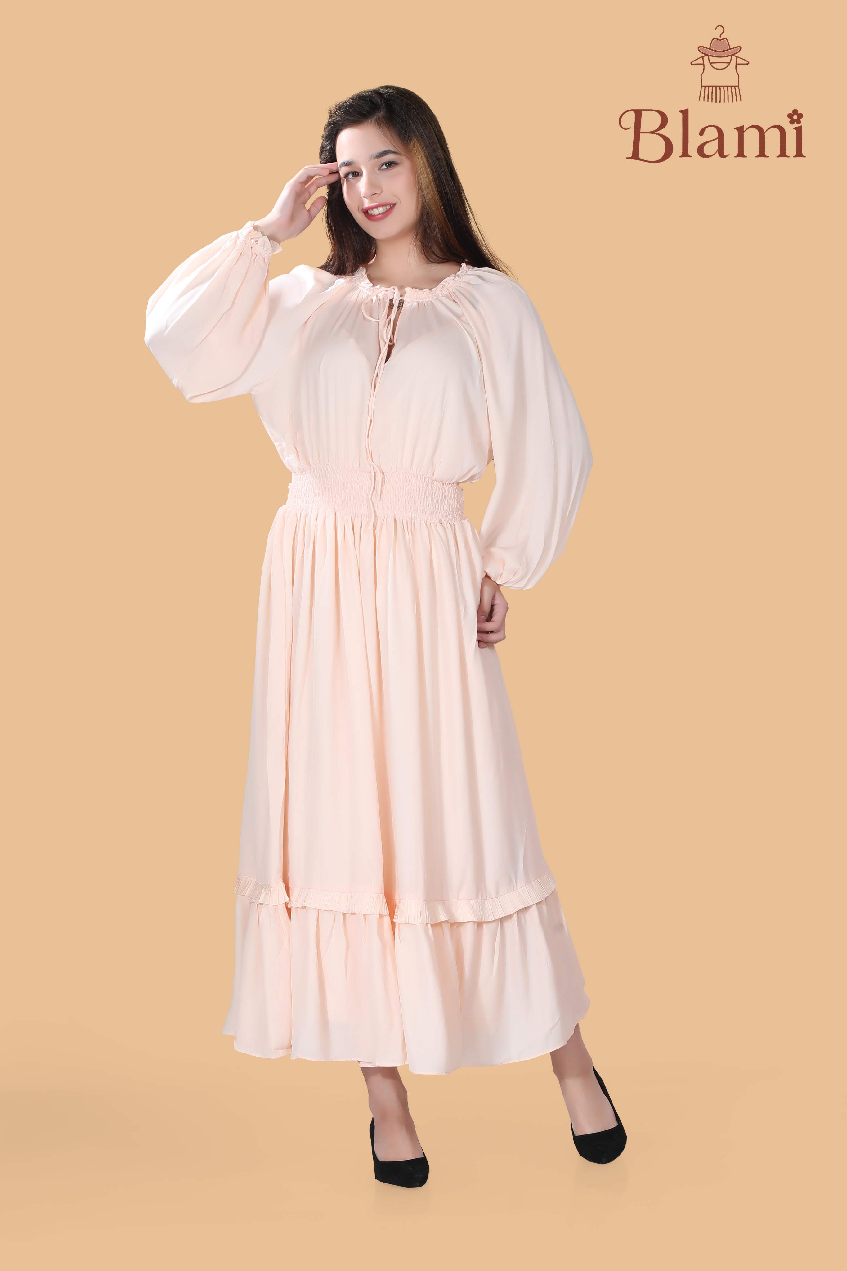 Blami Elegant Peach Maxi Dress – Smocked Waist & Balloon Sleeves